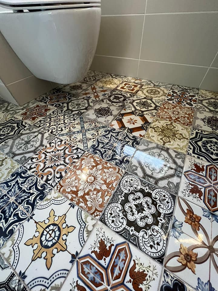 Bathrrom Installation | Bathroom Fitting Services | Bathroom Design | Bathroom Tiling Services | Plastering | Plumbing Services | Wetroom Installation | Derry/Londonderry | Ocean Tiles & Bathrooms Ltd